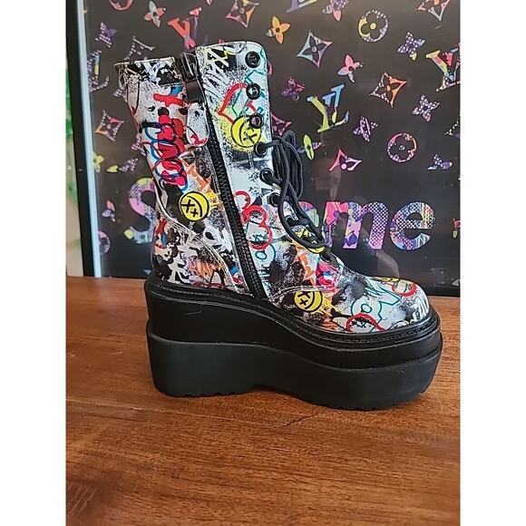 D’amelio Womens 7.5 Black Platform Graffiti Booties Punk - Picture 5 of 11